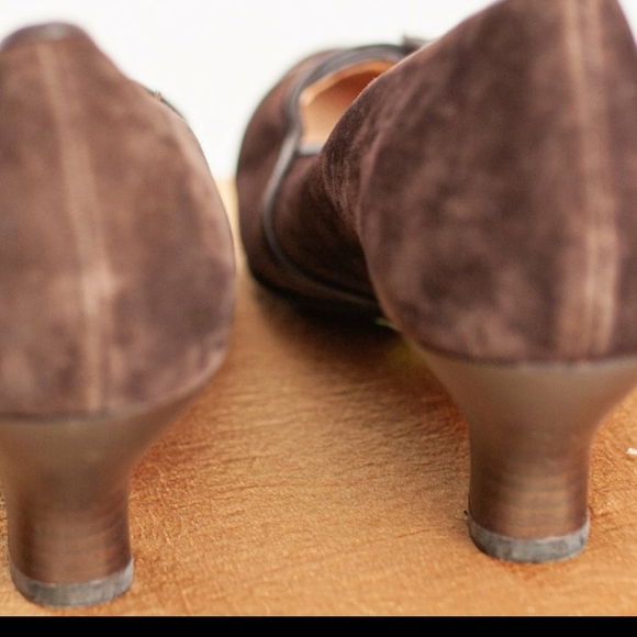 Sofft brown suede heels size 11 - Picture 4 of 6